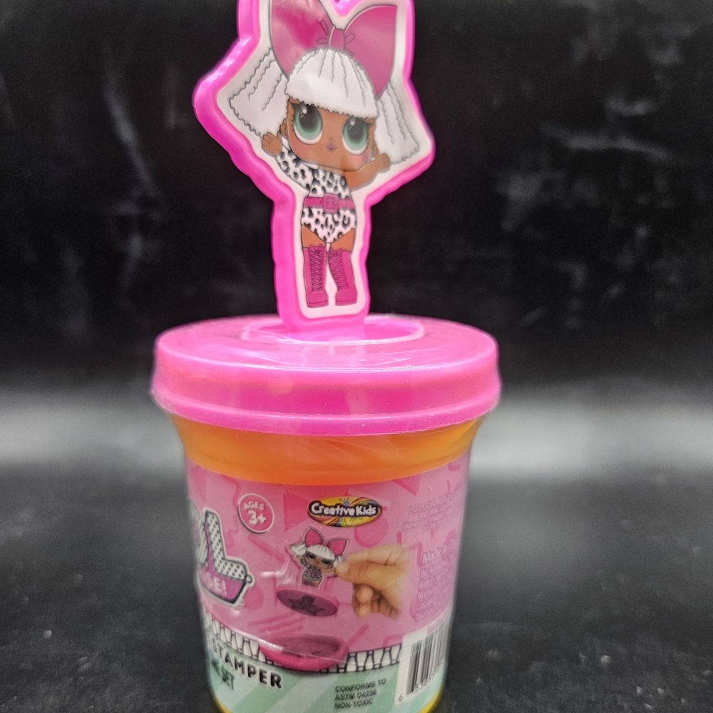 L.O.L. KIDDIE DOUGH Toy Stamper